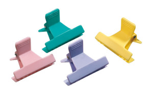 Comair Abteilklammern 12er-Pack bunt Plastik